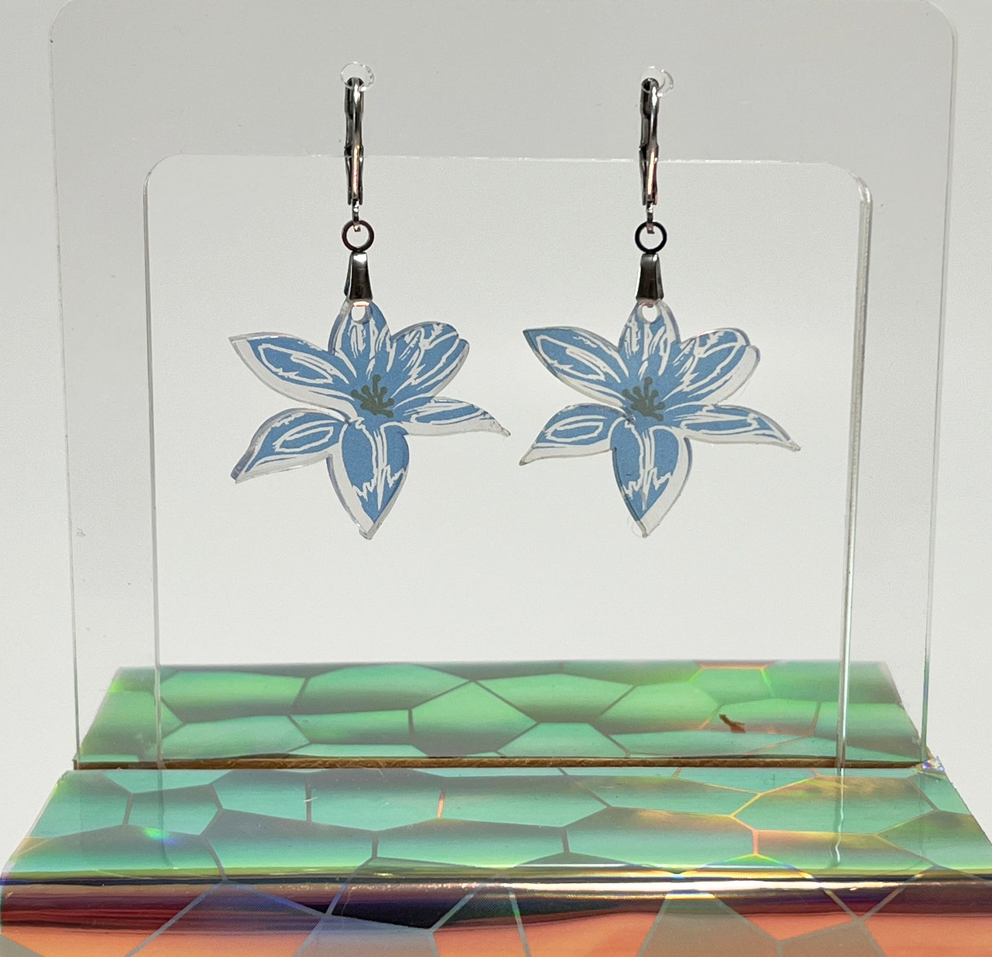 Blue Iris Ready to Snap with or without matching earrings